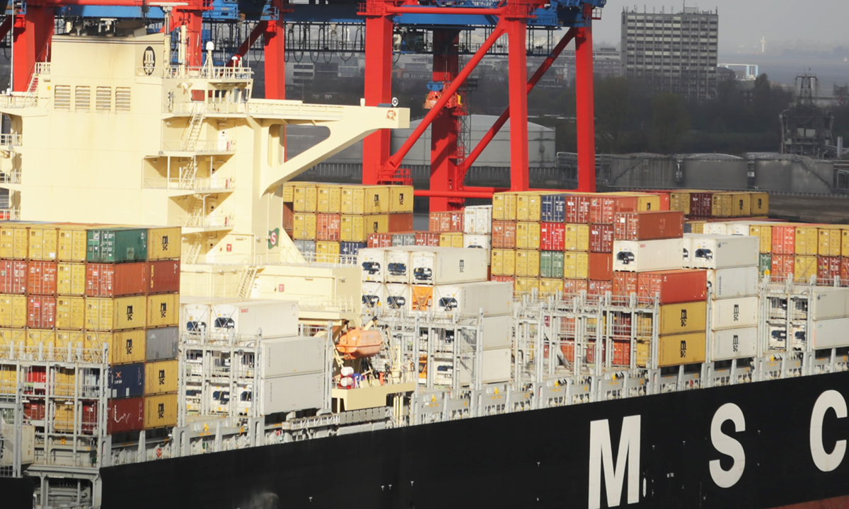 Maersk подписал соглашение о продаже производства рефконтейнеров