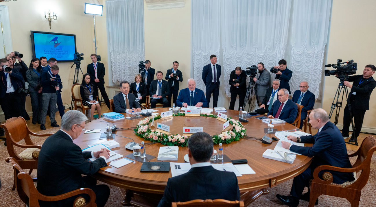 В ЕАЭС продолжают подготовку к запуску грузовых перевозок с использованием электронных международных накладных